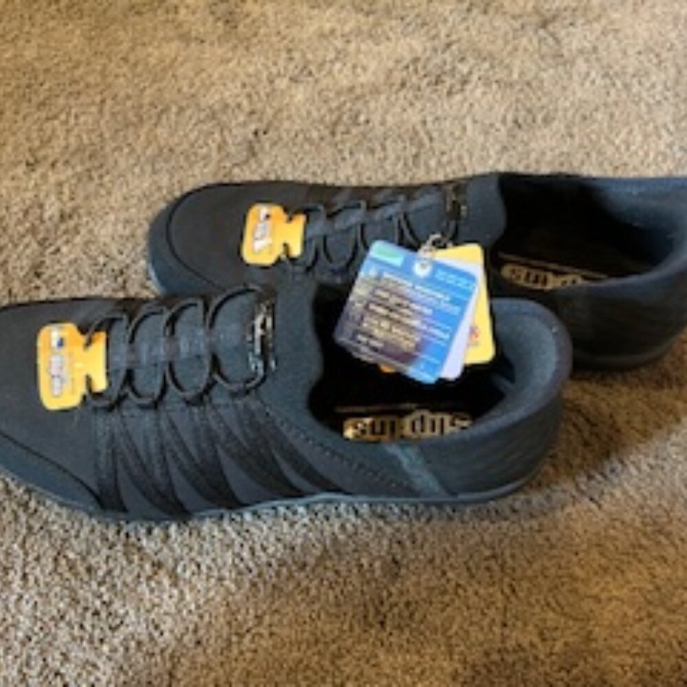 Skechers Slip-ins size 11 Black NEW with Tags